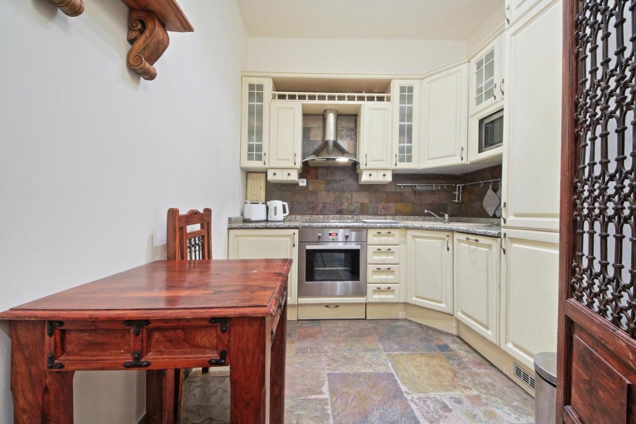 Rose Antique Apartment 布拉格 外观 照片