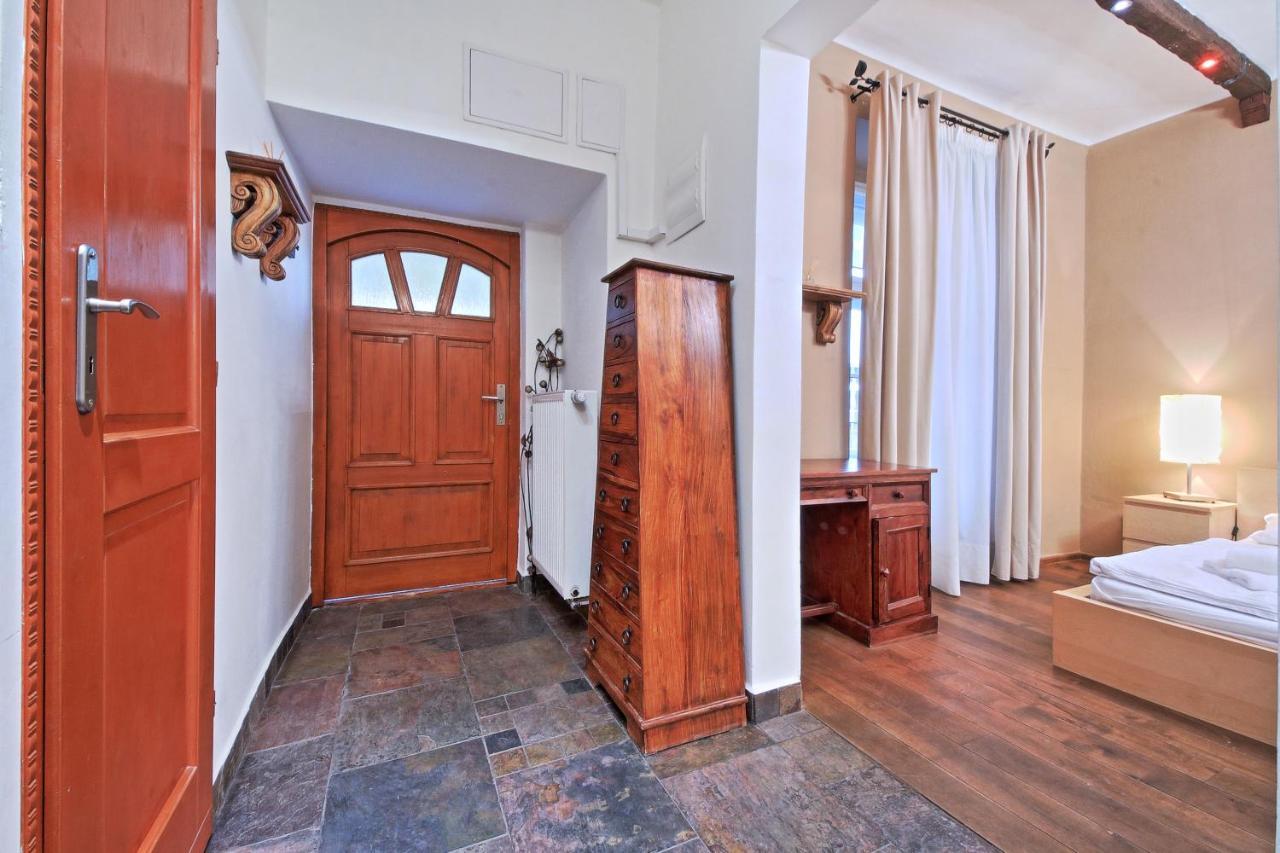 Rose Antique Apartment 布拉格 外观 照片
